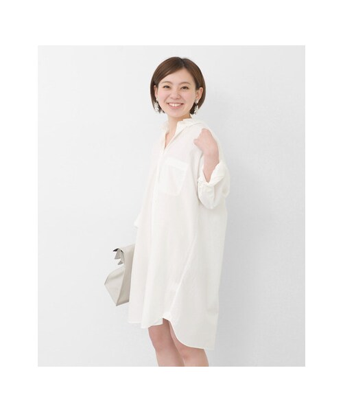 URBAN RESEARCH(アーバンリサーチ)の「オーバーシャツワンピース(ワンピース/ドレス・レディース・サックス/ホワイト・FREE)」の5枚目の写真