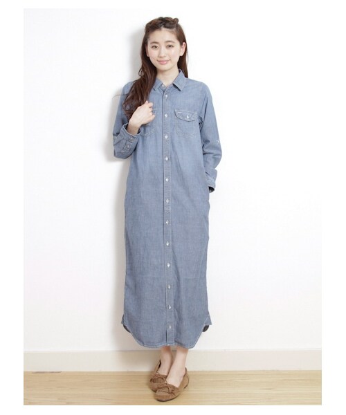 earth music&ecology（アースミュージックアンドエコロジー）の「・シャンブレーマキシシャツワンピース（ワンピース・レディース・インディゴ/ライトインディゴ・M/S）」の3枚目の写真