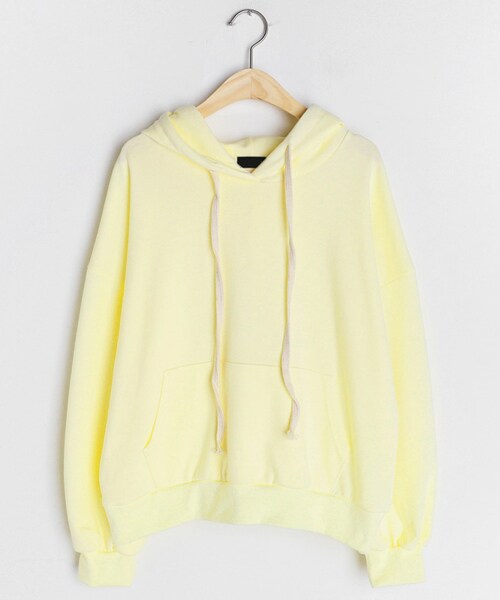 DHOLIC（ディーホリック）の「マフポケットフーディー&スリットスカートSET（その他トップス・レディース・ピンク/グレー/ブラック/イエロー・FREE）」の4枚目の写真