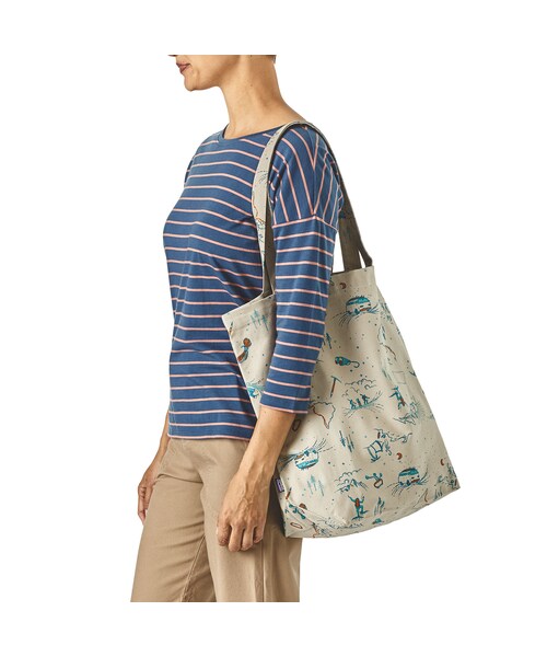 patagonia（パタゴニア）の「Patagonia(パタゴニア) マーケット・トート   #59280　カラー  Line Logo Ridge: Bleached Stone (LRBS)（トートバッグ・レディース・その他）」の5枚目の写真