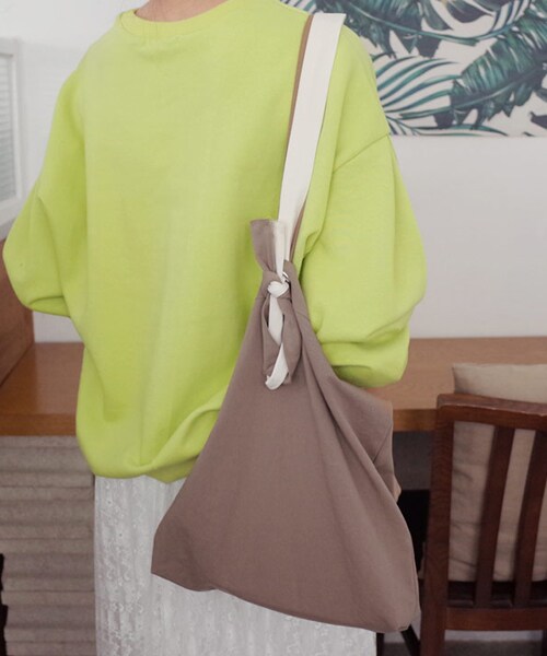 DHOLIC（ディーホリック）の「ツーストラップコットンバッグ（ショルダーバッグ・レディース・ブルー/ブラウン/ホワイト/ブラック・FREE）」の4枚目の写真