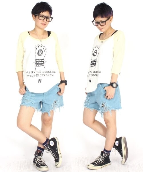 RNA(アールエヌエー)の「カラークラッシュショーパン(パンツ・レディース・オフホワイト/シアンブルー/シグナルレッド・S/M)」の2枚目の写真