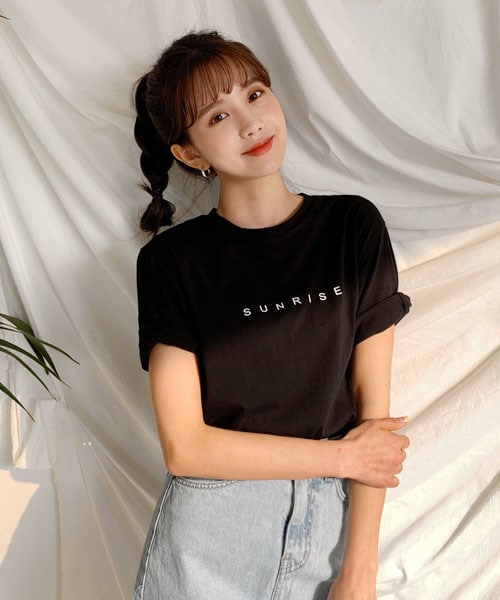 DHOLIC(ディーホリック)の「SUNRISE半袖Tシャツ(Tシャツ/カットソー・レディース・ブラック/ホワイト・FREE)」の1枚目の写真