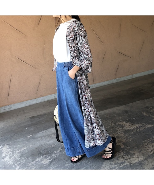 copine（コピン）の「【スペシャルプライス！定価3190円→1430円】大人気シリーズ！キーネックレトロ花柄ガウンワンピース(2color)【クリックポスト対象商品】（ワンピース・レディース・その他）」の2枚目の写真