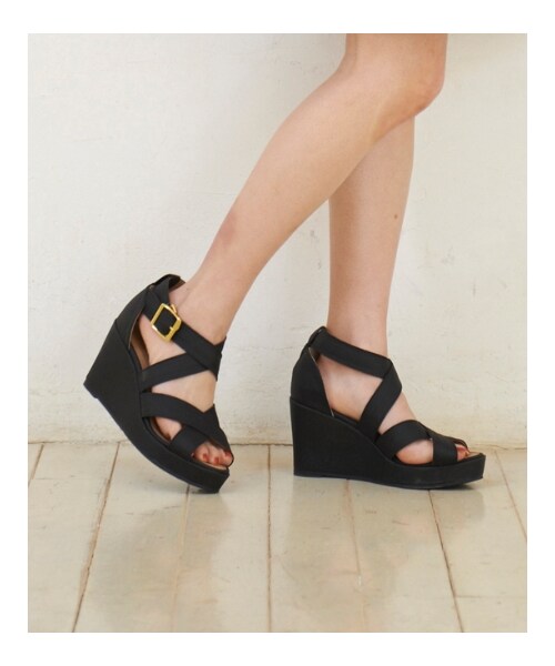 MAJESTIC LEGON（マジェスティックレゴン）の「【雑誌掲載】【入荷】♪クロスベルトサンダル（シューズ・レディース・キャメル/ネイビー/アイボリー/Ｌ／グリーン/ブラック/ピンク・S(約22.0～23.0㎝)/M(約23.0～24.0㎝)/L(約24.0～25.0㎝)/XL(約25.0～26.0㎝)）」の6枚目の写真