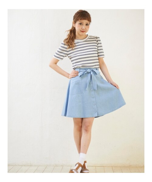 MAJESTIC LEGON（マジェスティックレゴン）の「☆膝丈前ボタンSK（パンツ・レディース・ネイビー/ラベンダー/オフ/ブルー・Free）」の3枚目の写真