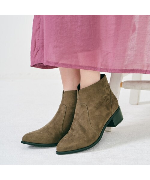 ORiental TRaffic(オリエンタルトラフィック)の「ポインテッドトゥスリットショートブーツ(その他・レディース・ブラック/ブラウン/グレー・SS(21.0cm-21.5cm)/S(22.0cm-22.5cm)/M(23.0cm-23.5cm)/L(24.0cm-24.5cm)/LL(25.0cm-25.5cm)/3L(26.0cm-26.5cm))」の17枚目の写真