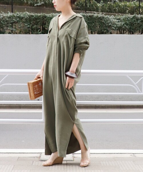 plage Flared Shirt ドレス ベージュ plage（プラージュ）の「《予約》サファリシャツドレス◇（）」 - WEAR
