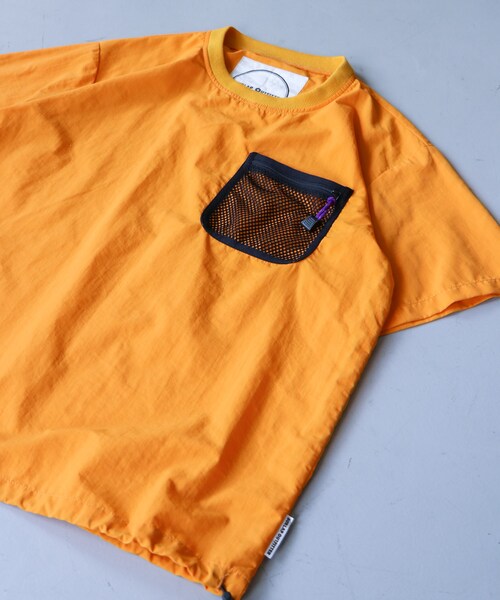 URBAN RESEARCH DOORS（アーバンリサーチドアーズ）の「BURLAP OUTFITTER×DOORS 別注MESH POCKET T-SHIRTS（トップス・メンズ・ORANGE/TURQUOISE/BLACK/PURPLE・M/L）」の2枚目の写真
