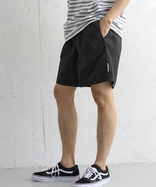 URBAN RESEARCH DOORS（アーバンリサーチドアーズ）の「BURLAP OUTFITTER×DOORS 別注MESH POCKET SHORTS（パンツ・メンズ・ORANGE/PURPLE/TURQUOISE/BLACK・M/L）」の5枚目の写真