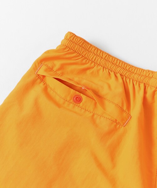 URBAN RESEARCH DOORS（アーバンリサーチドアーズ）の「BURLAP OUTFITTER×DOORS 別注MESH POCKET SHORTS（パンツ・メンズ・ORANGE/PURPLE/TURQUOISE/BLACK・M/L）」の16枚目の写真
