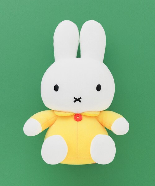 Miffy（ ミッフィー）の「miffy ミッフィーぬいぐるみM（）」 - WEAR