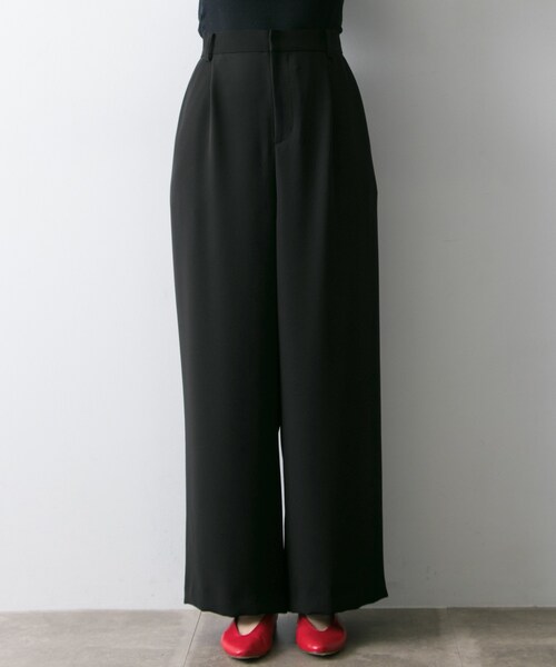 URBAN RESEARCH（アーバンリサーチ）の「タックワイドパンツ（パンツ・レディース・OFF/BEIGE/BLACK・36/38）」の11枚目の写真