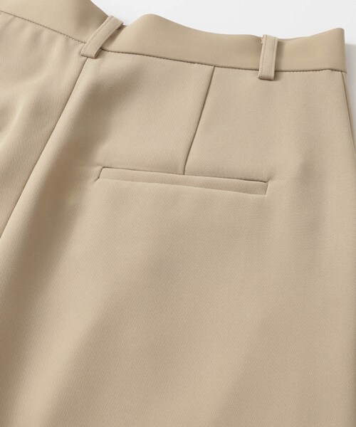 URBAN RESEARCH（アーバンリサーチ）の「タックワイドパンツ（パンツ・レディース・OFF/BEIGE/BLACK・36/38）」の18枚目の写真