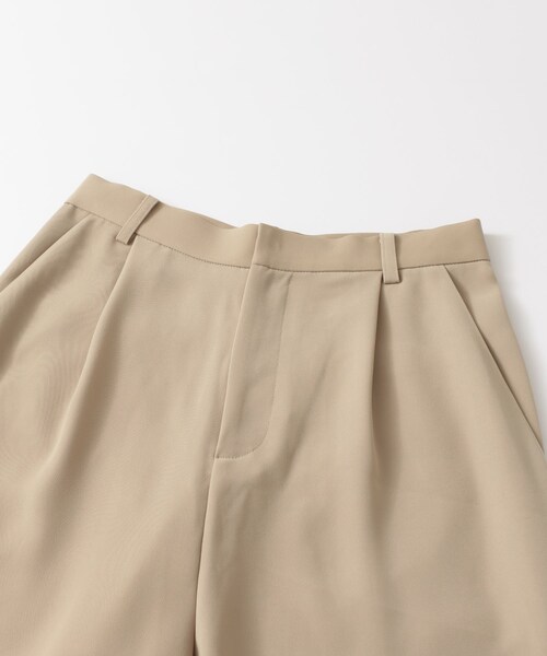 URBAN RESEARCH（アーバンリサーチ）の「タックワイドパンツ（パンツ・レディース・OFF/BEIGE/BLACK・36/38）」の14枚目の写真