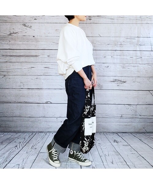 Handmade（ハンドメイド）の「ラグランスリーブビッグスエット（スウェット・レディース・その他）」の4枚目の写真