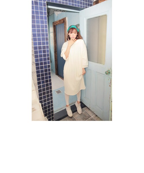 STYLENANDA（スタイルナンダ）の「ラウンドネック8分袖ルーズワンピース（その他・レディース・アイボリー・FREE）」の17枚目の写真
