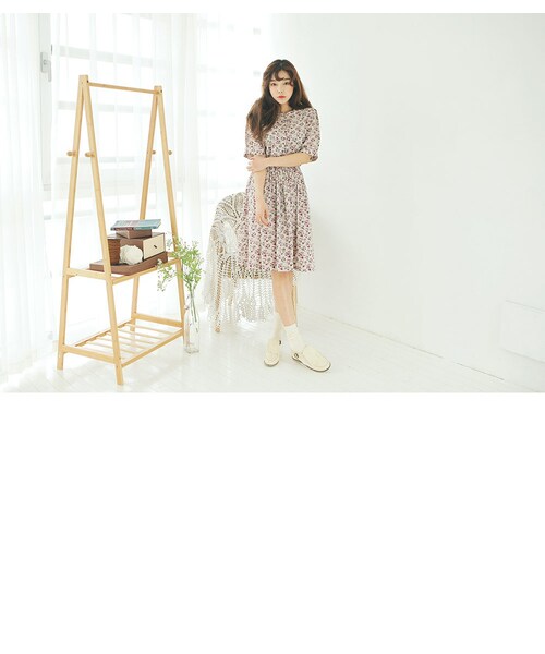 STYLENANDA（スタイルナンダ）の「ヴィンテージ花柄チャイナカラー  