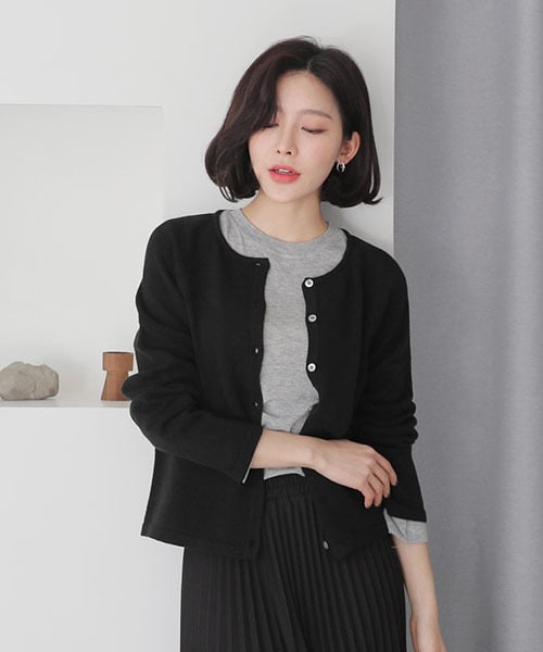 DHOLIC（ディーホリック）の「ラグランボタンカーディガン（カーディガン/ボレロ・レディース・ホワイト/ブラック/ベージュ/ピンク・FREE）」の2枚目の写真