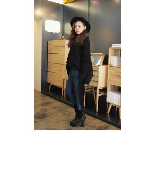 STYLENANDA（スタイルナンダ）の「シンプル厚底パンプス（シューズ・レディース・ブラック・230(230)/235(235)/240(240)/245(245)）」の22枚目の写真