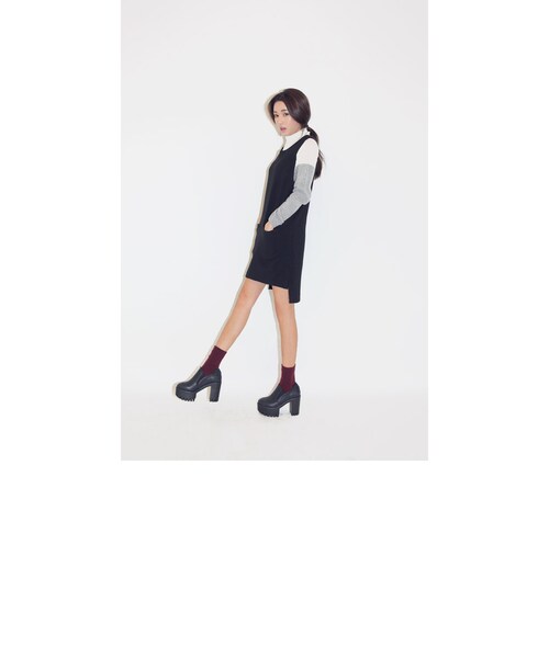 STYLENANDA（スタイルナンダ）の「シンプル厚底パンプス（シューズ・レディース・ブラック・230(230)/235(235)/240(240)/245(245)）」の16枚目の写真