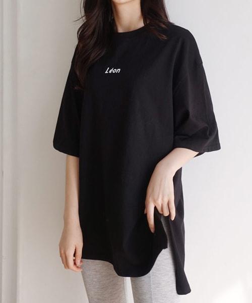 DHOLIC（ディーホリック）の「LeonアンバランスヘムTシャツ（Tシャツ/カットソー・レディース・ホワイト/ブラック/パープル/ブルー/オレンジ・FREE）」の2枚目の写真