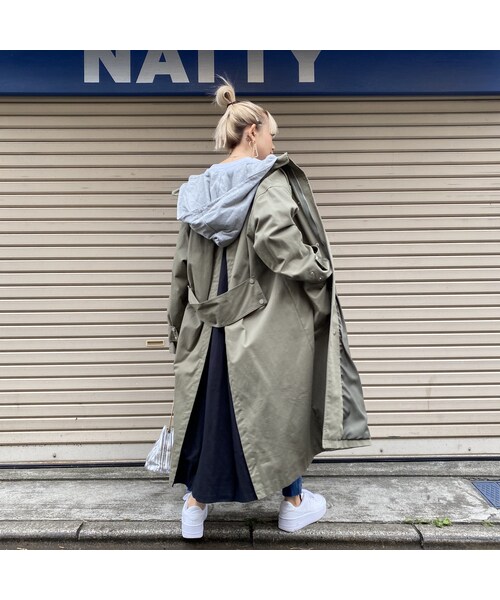 no brand(ノーブランド)の「フード付きバイカラートレンチ #1901(トレンチコート・レディース・その他)」の1枚目の写真