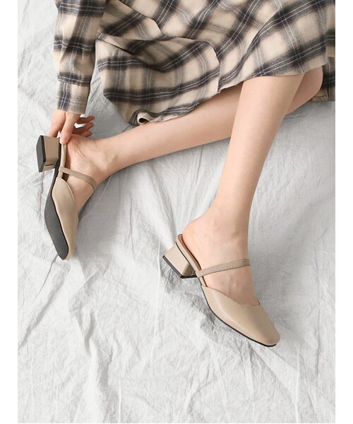 SAPPUN(サプン)の「Lephedin(ブーツ・レディース・Beige/Black/White/Pink・22.5-25.0cm)」の1枚目の写真