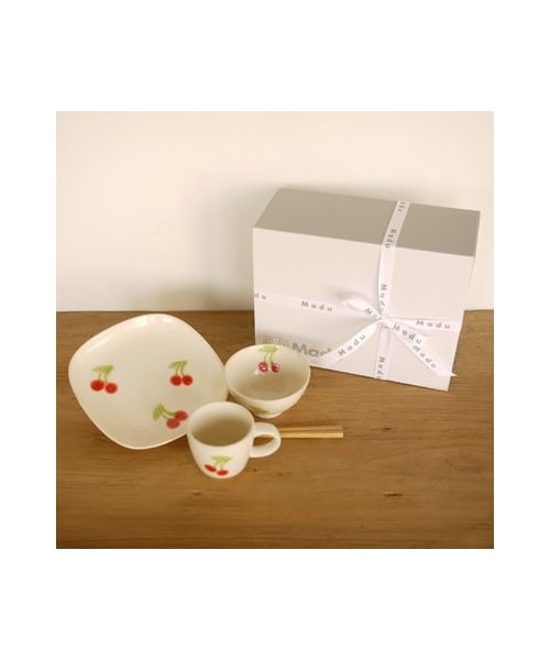 Madu（マディ）の「子供食器 くだものシリーズ さくらんぼセット