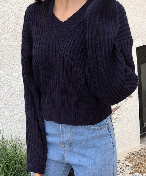 DHOLIC（ディーホリック）の「Vネックバックタイリブニット（ニット/セーター・レディース・ベージュ/ブルー/ホワイト/ピンク・FREE）」の3枚目の写真