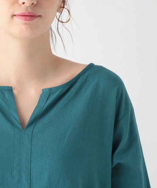studio CLIP（スタディオクリップ）の「リネンレーヨンキーネックリラックスワンピース（ワンピース/ドレス・スモーク/ベージュ/イエロー/グリーン/ネイビー）」の9枚目の写真