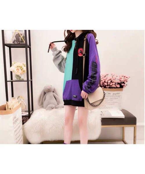 no brand（ノーブランド）の「CO023: スポーティーフード付きざっくりパーカー（ワンピース・レディース・その他）」の5枚目の写真