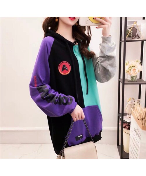 no brand（ノーブランド）の「CO023: スポーティーフード付きざっくりパーカー（ワンピース・レディース・その他）」の4枚目の写真