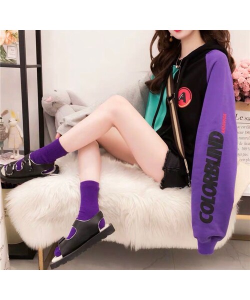 no brand（ノーブランド）の「CO023: スポーティーフード付きざっくりパーカー（ワンピース・レディース・その他）」の6枚目の写真