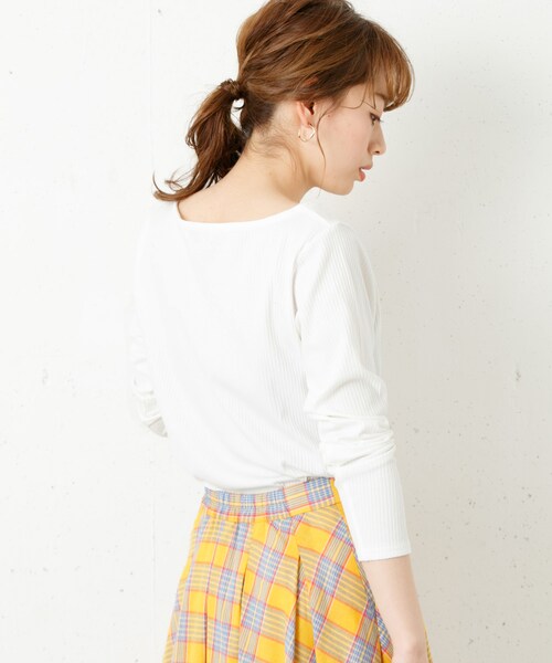 URBAN RESEARCH Sonny Label（アーバンリサーチサニーレーベル）の「リブスクエアネックプルオーバー（トップス・レディース・グレー/ブラック/ホワイト/レッド・FREE）」の11枚目の写真