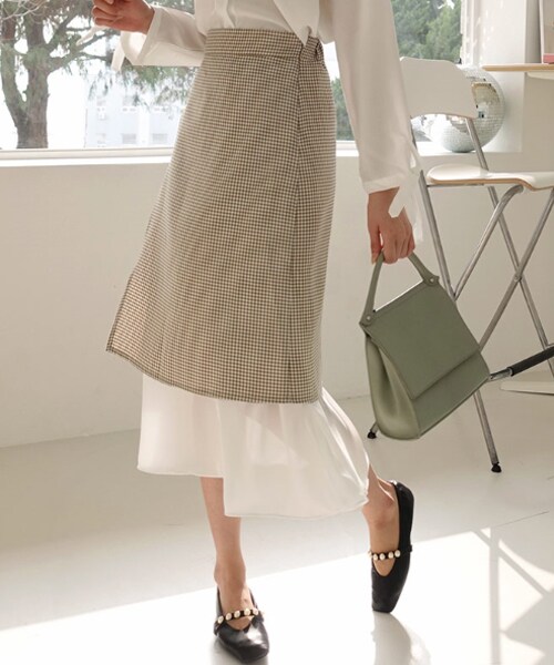 DHOLIC（ディーホリック）の「配色レイヤードチェックスカート（スカート・レディース・ブラック/ベージュ・FREE）」の2枚目の写真