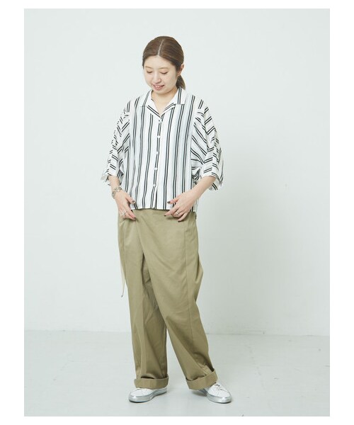 GARAGE OF GOOD CLOTHING（ガレージオブグッドクロージング）の「ストライプ開襟袖タックブラウス（トップス・ストライプ・F）」の3枚目の写真