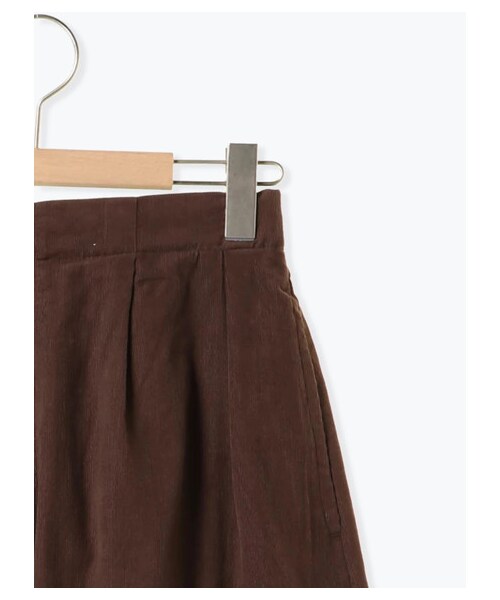 Samansa Mos2（サマンサ モスモス）の「細コールバレルパンツ（パンツ・ブラック/オレンジ/ブラウン/グリーン・F）」の6枚目の写真