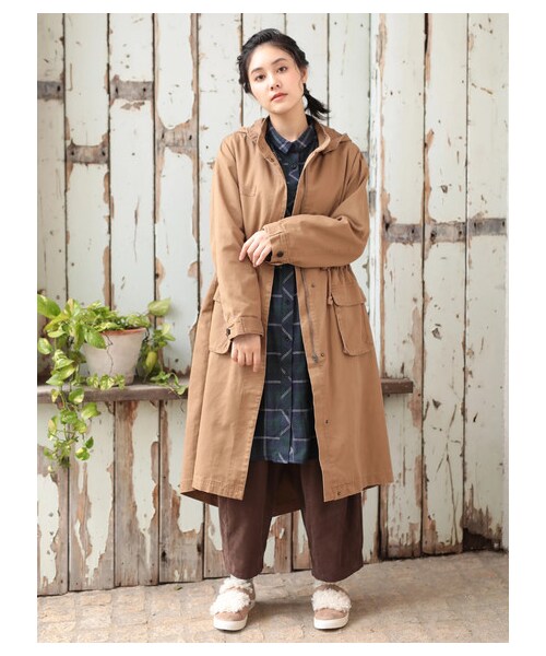 Samansa Mos2（サマンサ モスモス）の「細コールバレルパンツ（パンツ・ブラック/オレンジ/ブラウン/グリーン・F）」の2枚目の写真