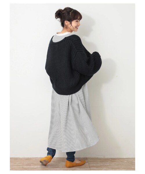 earth music&ecology(アースミュージックアンドエコロジー)の「・バンドカラーフレアシャツワンピース(ワンピース/ドレス・オフホワイト/グレーベージュ/ストライプ・F)」の8枚目の写真