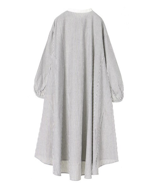 earth music&ecology(アースミュージックアンドエコロジー)の「・バンドカラーフレアシャツワンピース(ワンピース/ドレス・オフホワイト/グレーベージュ/ストライプ・F)」の9枚目の写真