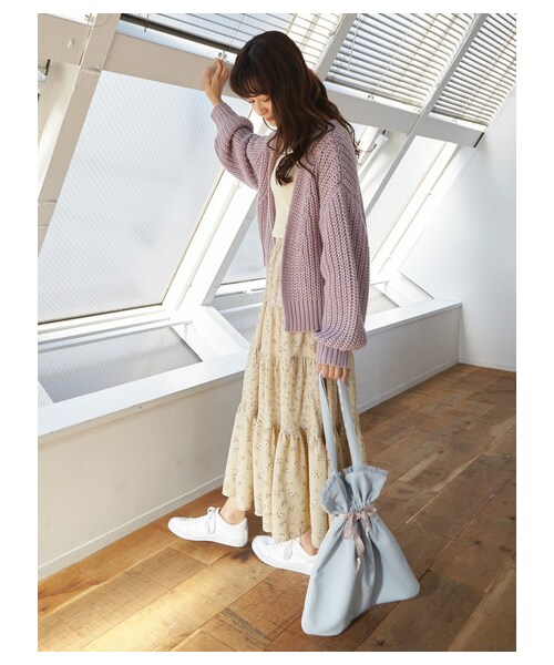 earth music&ecology（アースミュージックアンドエコロジー）の「ミックスパターンティアードスカート（スカート・ドット/フラワーベージュ/フラワーブラック・F）」の11枚目の写真