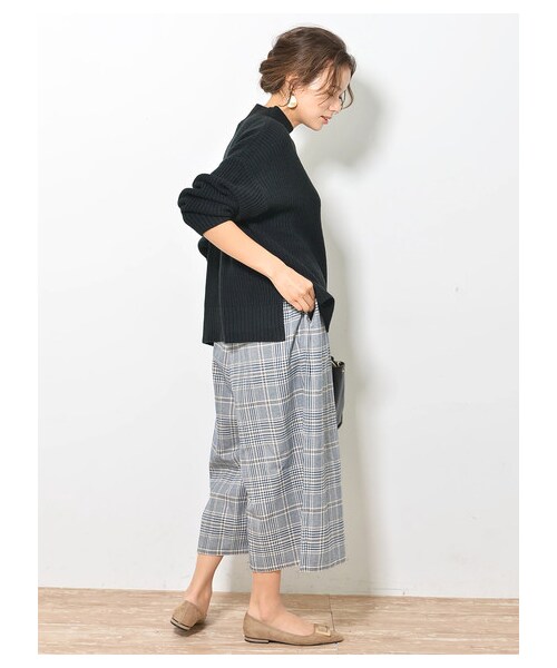 earth music&ecology（アースミュージックアンドエコロジー）の「・あったかツイルスカーチョ（パンツ・ベージュ/モカ/ダークネイビー/チェックネイビー/チェックベージュ/チェックブラック・F）」の5枚目の写真