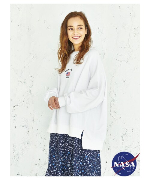 E hyphen world gallery（イーハイフンワールドギャラリー）の「NASA SWEAT（トップス・オフホワイト/ブラック・F）」の9枚目の写真
