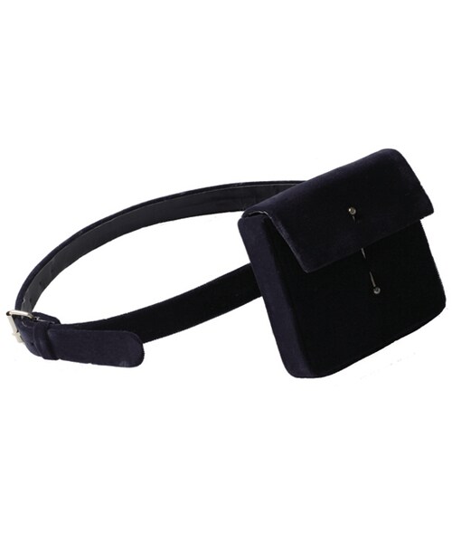 202FACTORY(202ファクトリー)の「VELVET MINI BELTED BAG(バッグ・レディース・その他・BAG : 12.5cm x 10.5cm x 2.5cm/BELT: 89cm x2.5cm)」の5枚目の写真