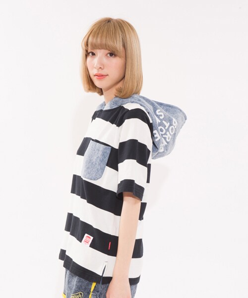 Aymmy in the batty girls（エイミーインザバッティーガール）の「KIDZ HOODIE（トップス・レディース・レッド/ブラック・M）」の3枚目の写真