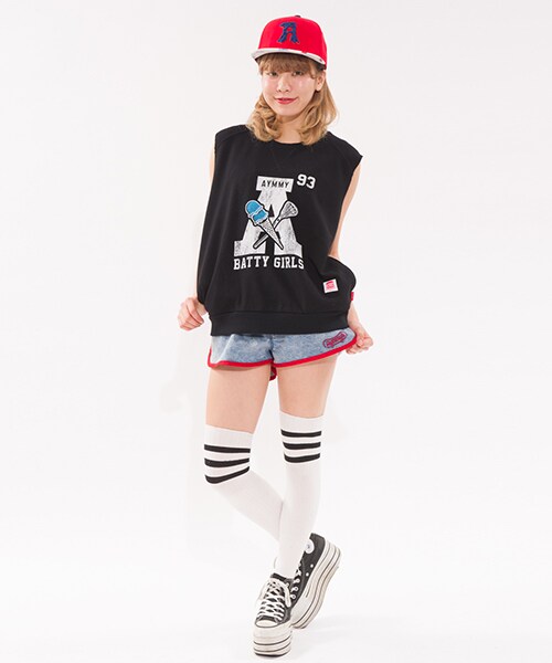 Aymmy in the batty girls(エイミーインザバッティーガール)の「BAD CLUB SWEAT(トップス・レディース・レッド/グリーン/ブラック・M)」の1枚目の写真