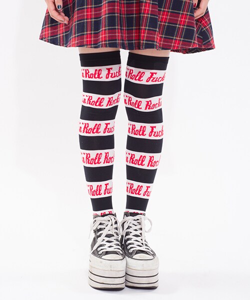 Aymmy in the batty girls(エイミーインザバッティーガール)の「FUCK`N`ROLL KNEE HIGH(ファッション雑貨・レディース・ブルー/ホワイト・FREE)」の2枚目の写真