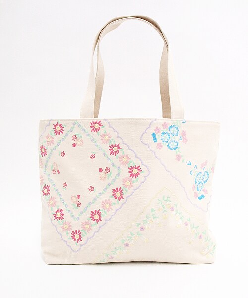 Hamble by Par Avion(ハンブルバイパラビオン)の「ハンカチ刺しゅうトートBAG(ファッション雑貨・レディース・オフホワイト【5月上旬お届け予定】・ワンサイズ)」の1枚目の写真