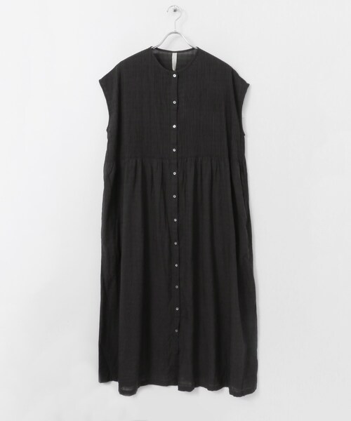 siiwa ピンタック前開きワンピース siiwa（シーワ）の「siiwa ピンタック前開きワンピース（）」 - WEAR